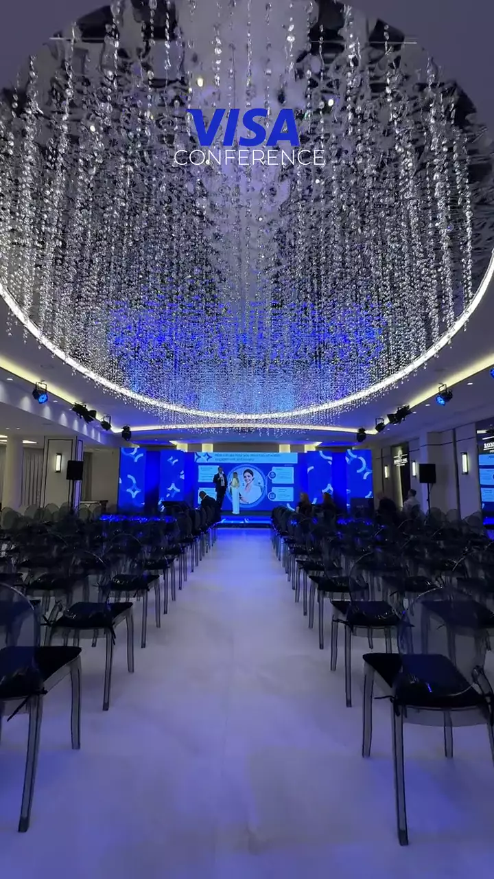 Conferință corporate în sala Blanc